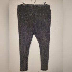 Colsie Dark Gray Acid Wash Leggings
